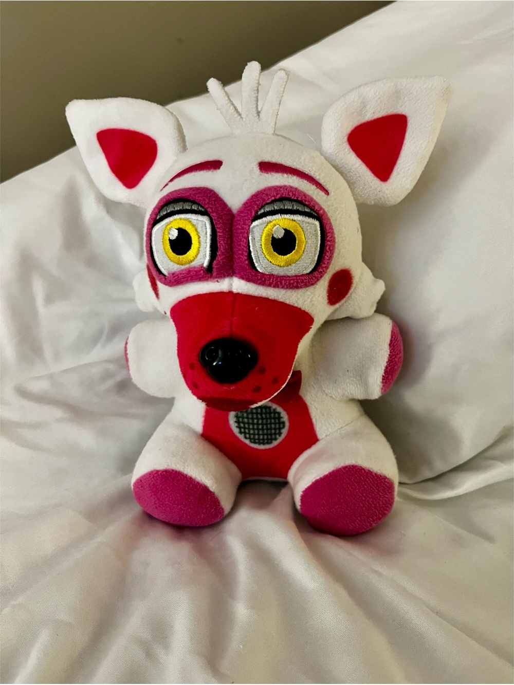 Five Nights at Freddy's Funtime Foxy Plush - White & Pink